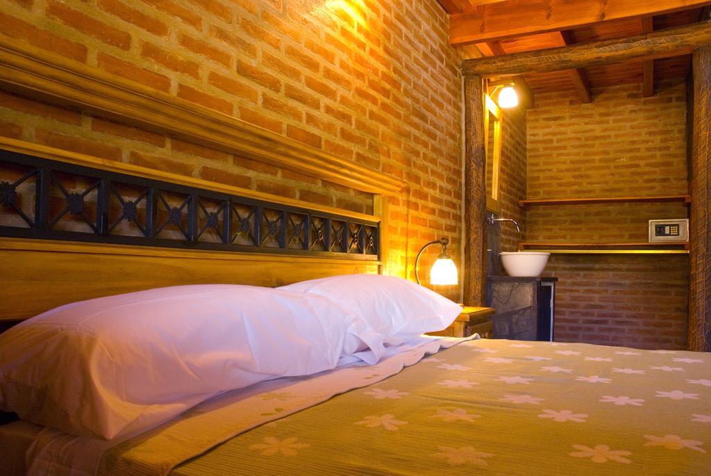 Lauquen Pilmaiquen Y Spa Merlo Екстериор снимка